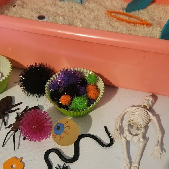 Halloween themed sensory bin add ins skeleton learning play homeschool school - Picture 9 of 12